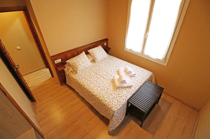 Salardú Snoe Apartamentos Mont Romies Plaza מראה חיצוני תמונה